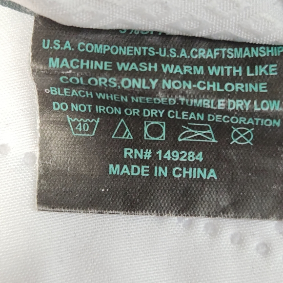 WAVE LIFE MENS BOARD SHORTS MENS 30 Shark Print Tie And Nylon Closure - Picture 12 of 16